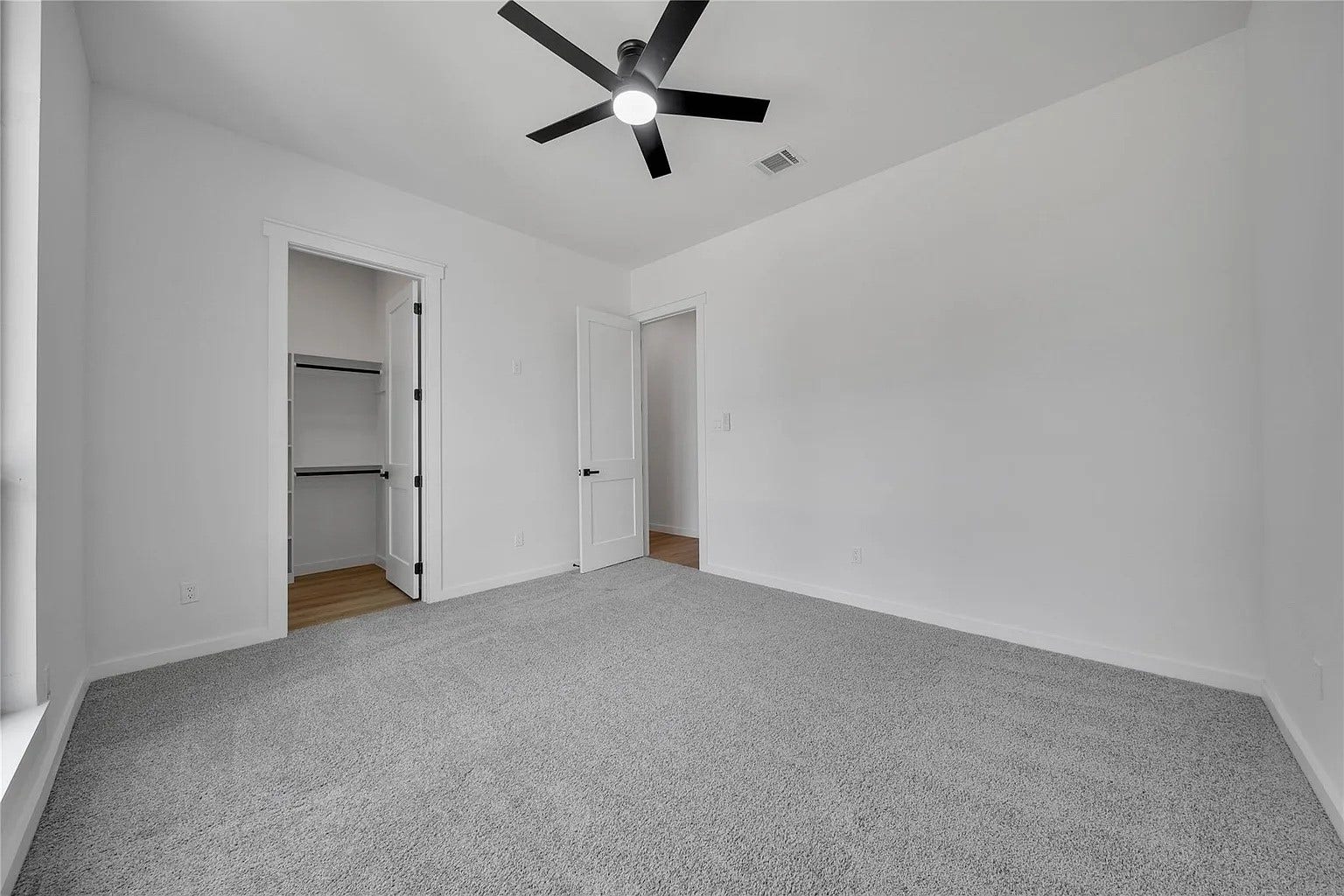 19006 Grandview Court, Montgomery, TX 77356 19006 Grandview Court, Montgomery, TX 77356