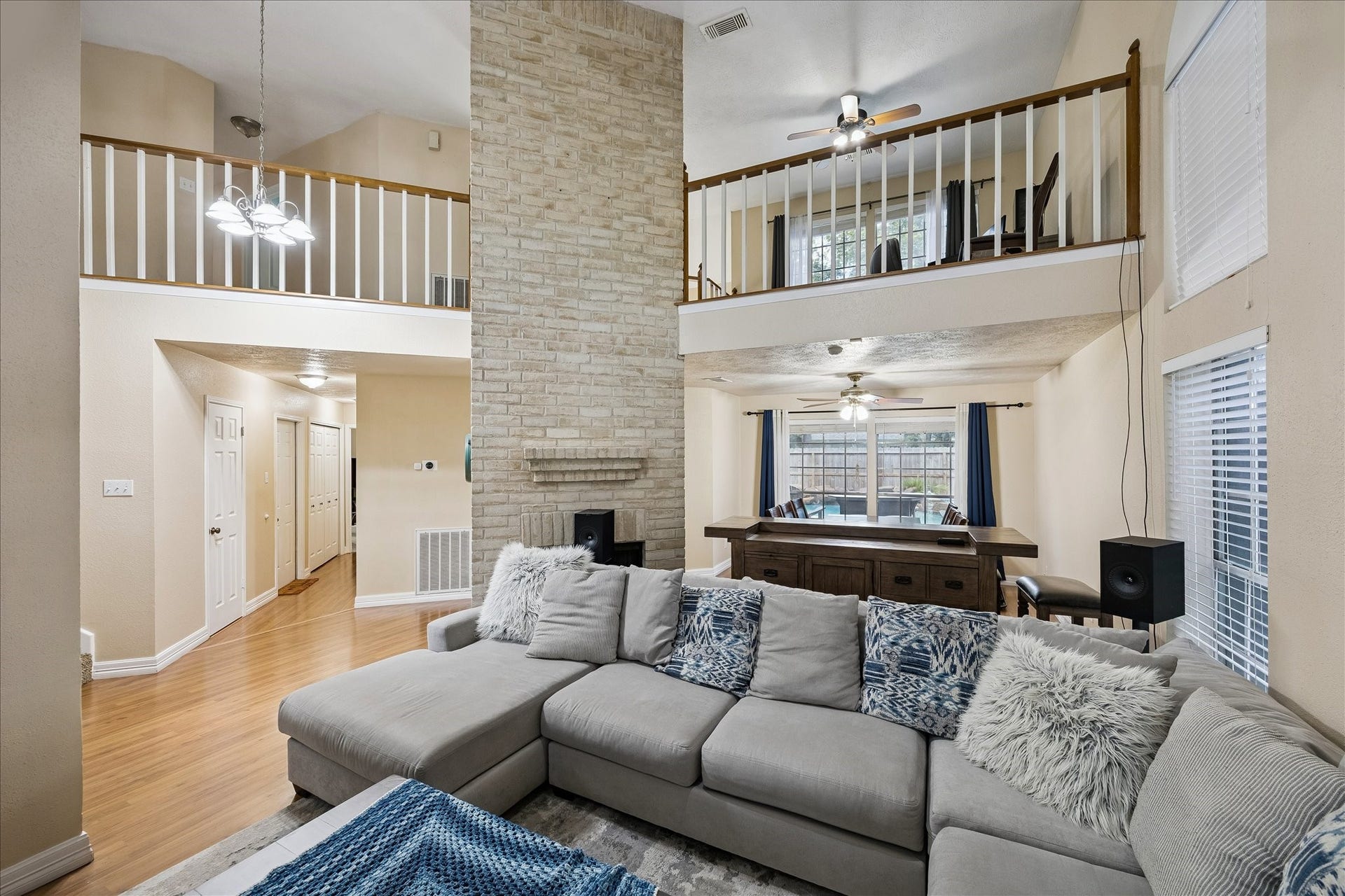 2915 Tower Bridge Court, Pearland, TX 77581