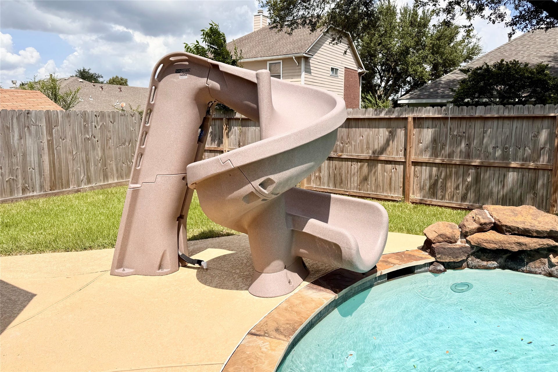 2915 Tower Bridge Court, Pearland, TX 77581