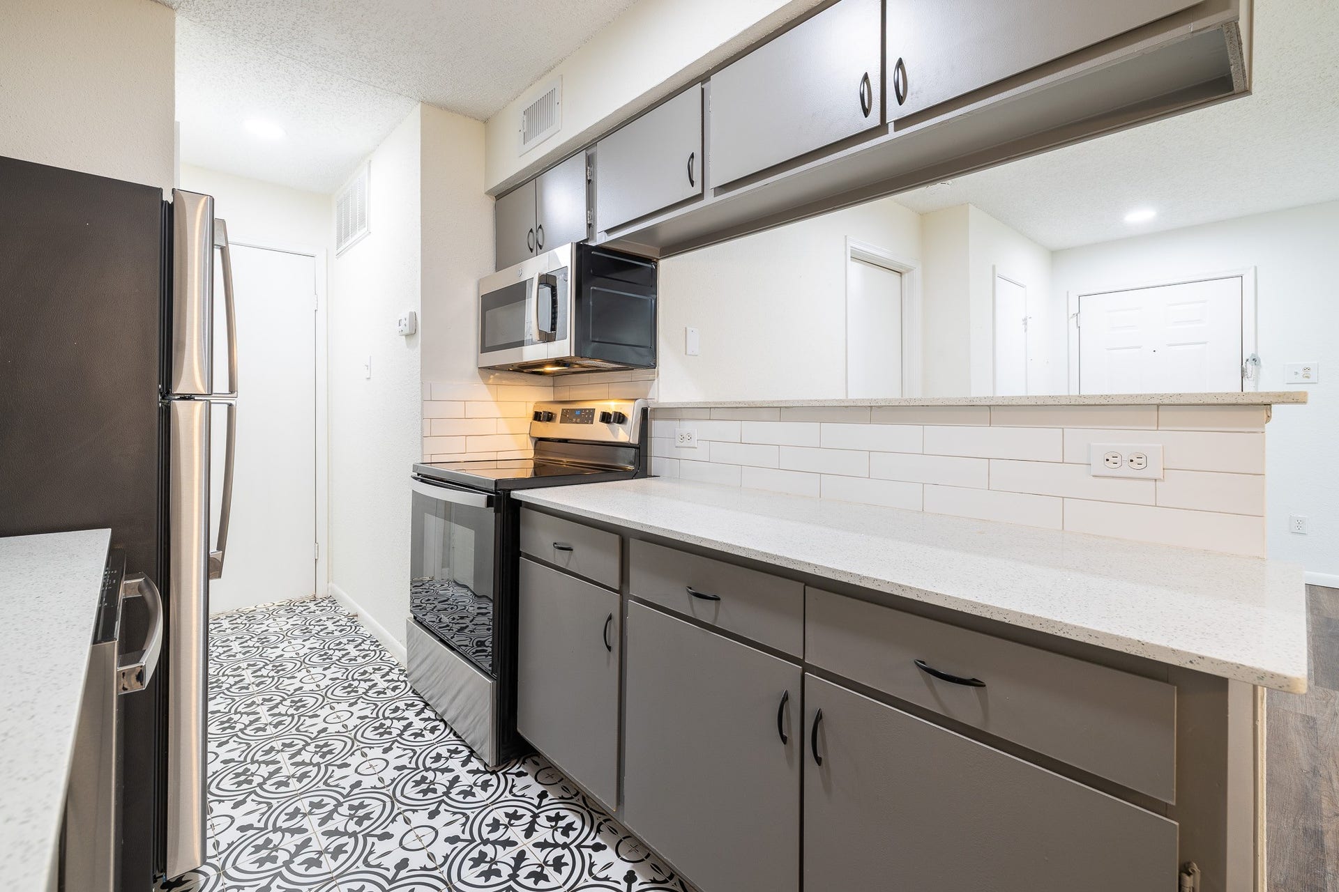 2750 Holly Hall Street, #1105, Houston, TX 77054