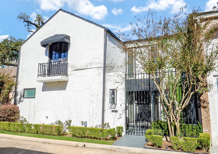 Property photo for 6 River Hollow Lane, Houston, TX