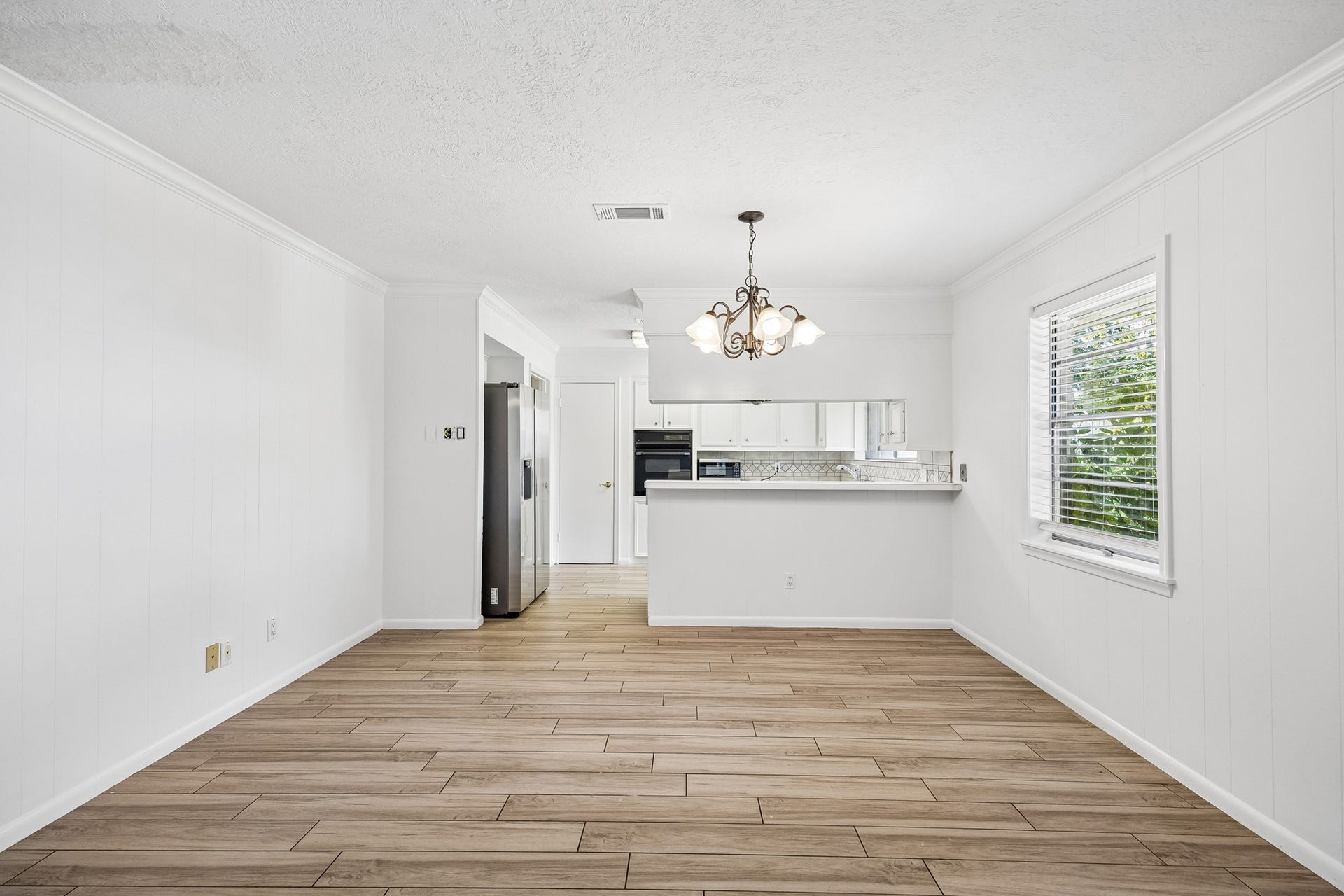 4406 Goldfinch Street, Houston, TX 77035