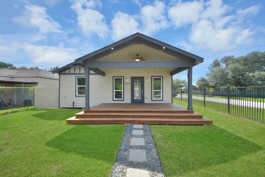 Property photo for 1102 Gazin Street, Houston, TX