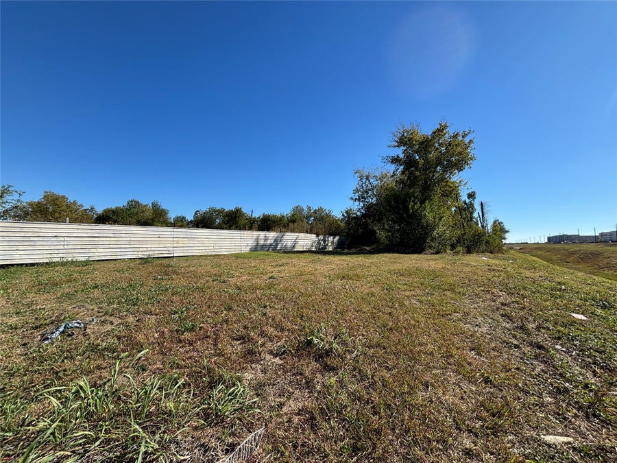 Property photo for 3002 Airport Boulevard, Houston, TX