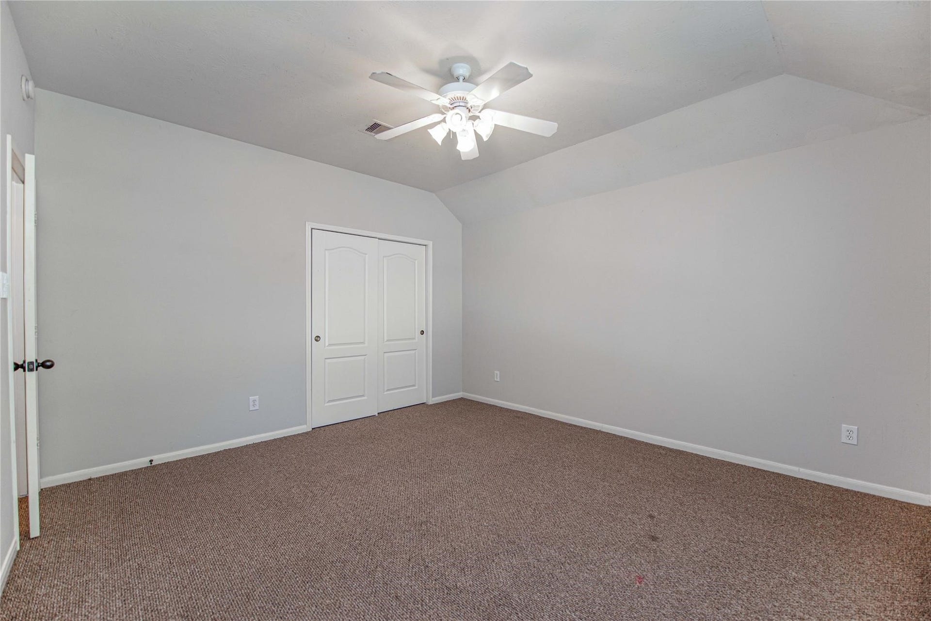 3118 Rosholt Drive, Spring, TX 77386 3118 Rosholt Drive, Spring, TX 77386