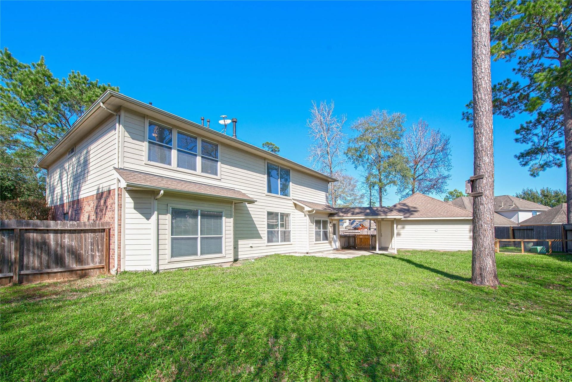 3118 Rosholt Drive, Spring, TX 77386 3118 Rosholt Drive, Spring, TX 77386