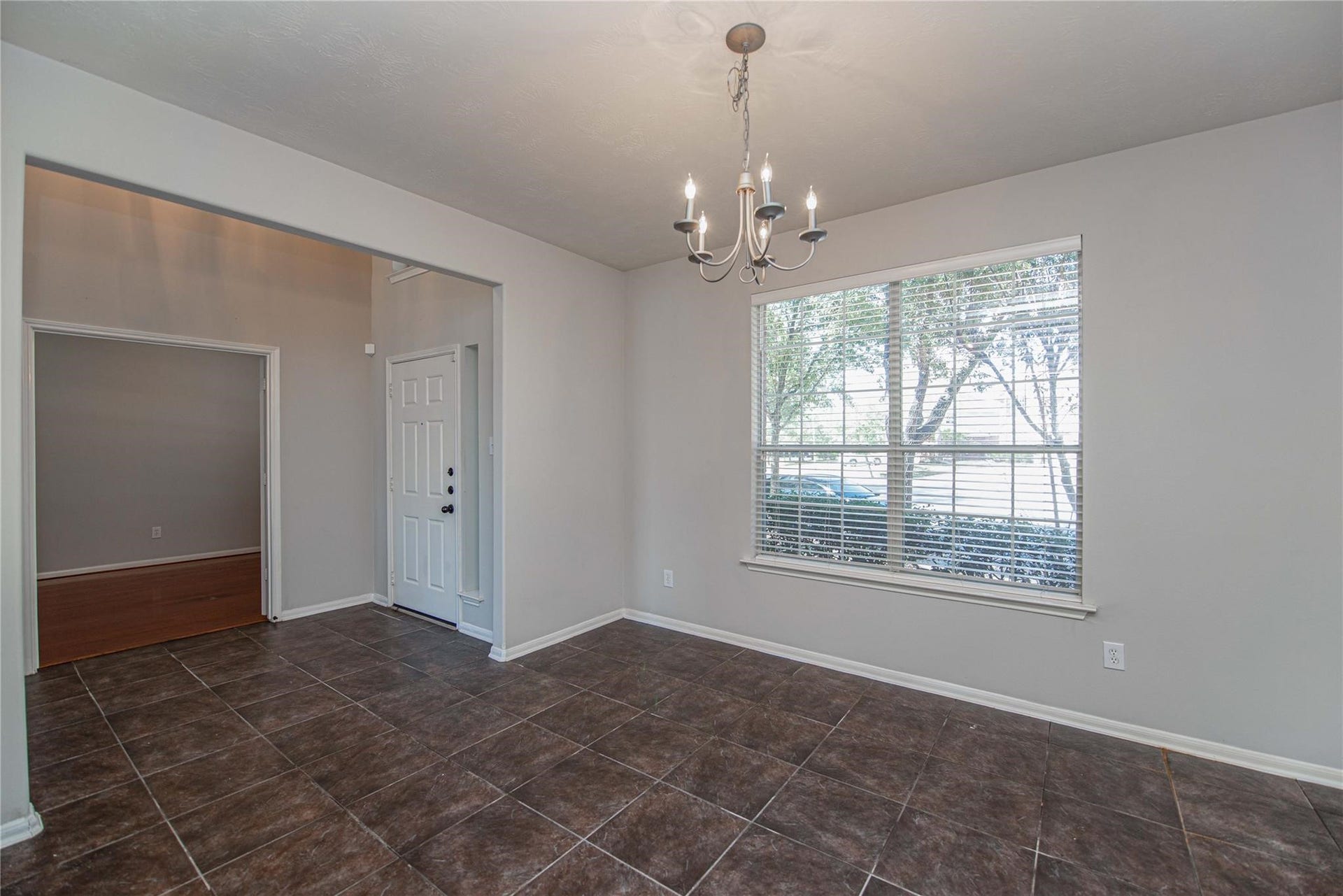 3118 Rosholt Drive, Spring, TX 77386 3118 Rosholt Drive, Spring, TX 77386