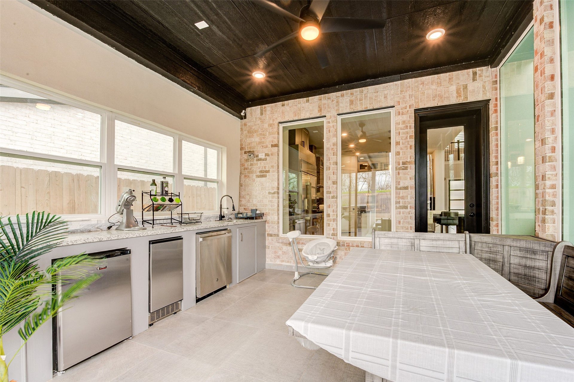 5111 Maumee River Drive, Sugar Land, TX 77479