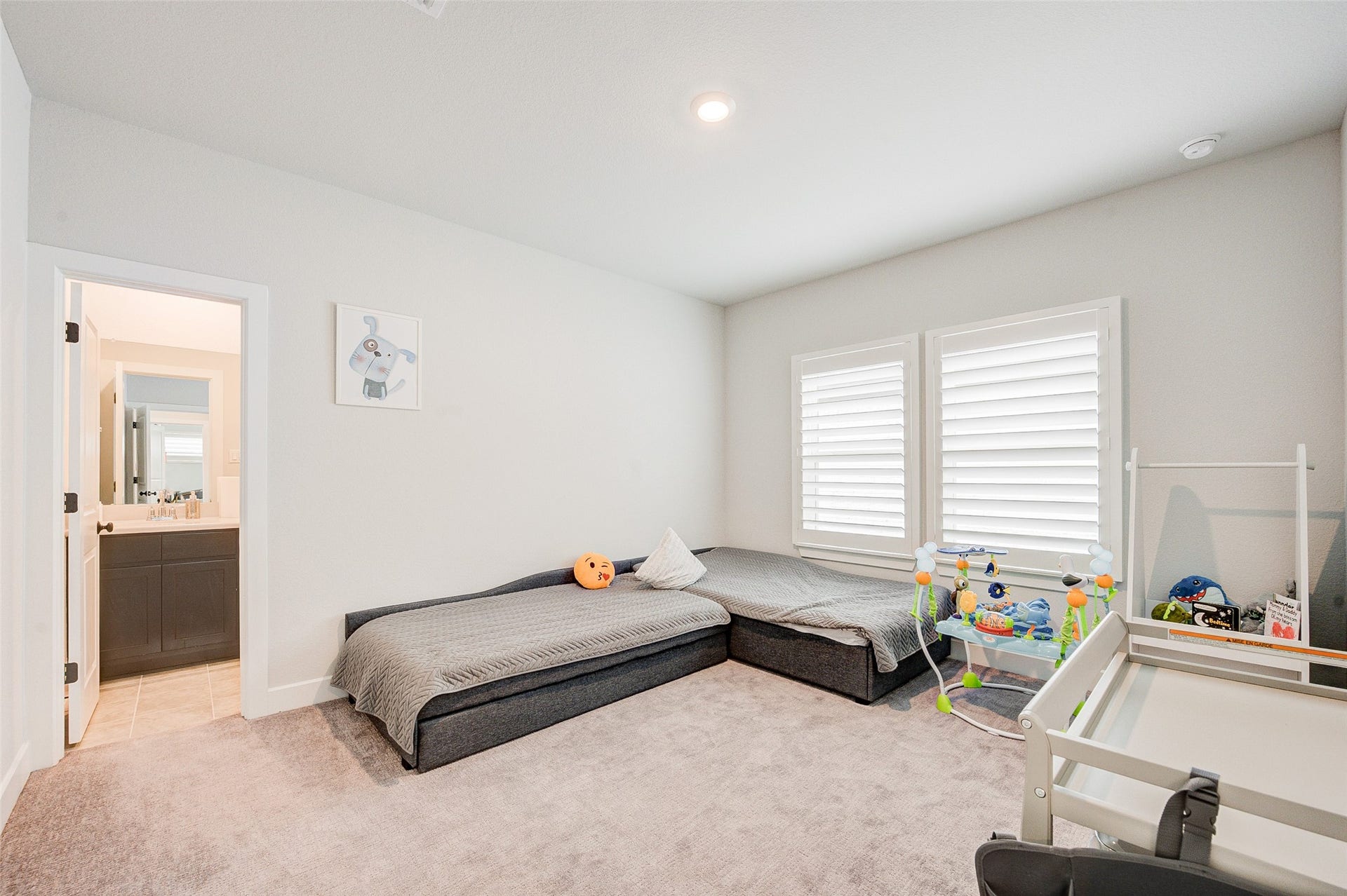 5111 Maumee River Drive, Sugar Land, TX 77479