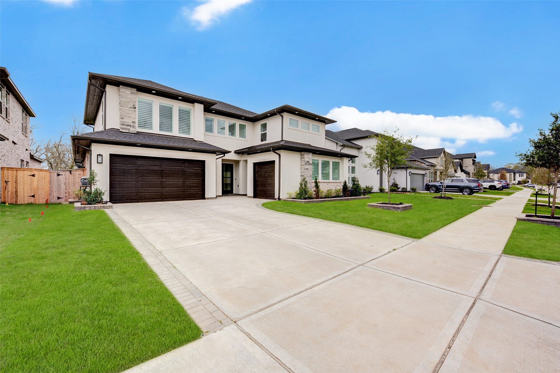5111 Maumee River Drive, Sugar Land, TX 77479