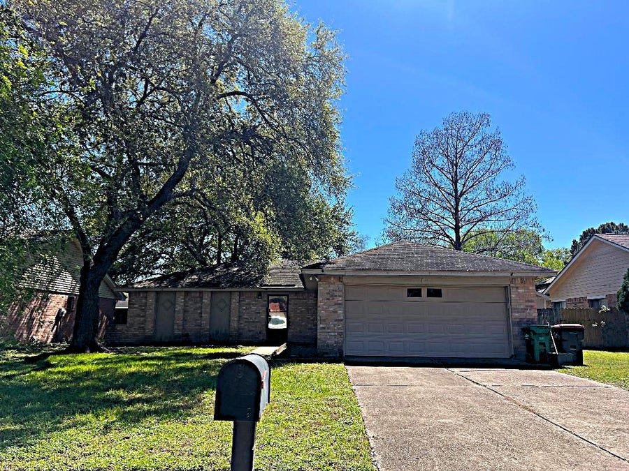 Property photo for 13907 Flagstone Drive, Houston, TX