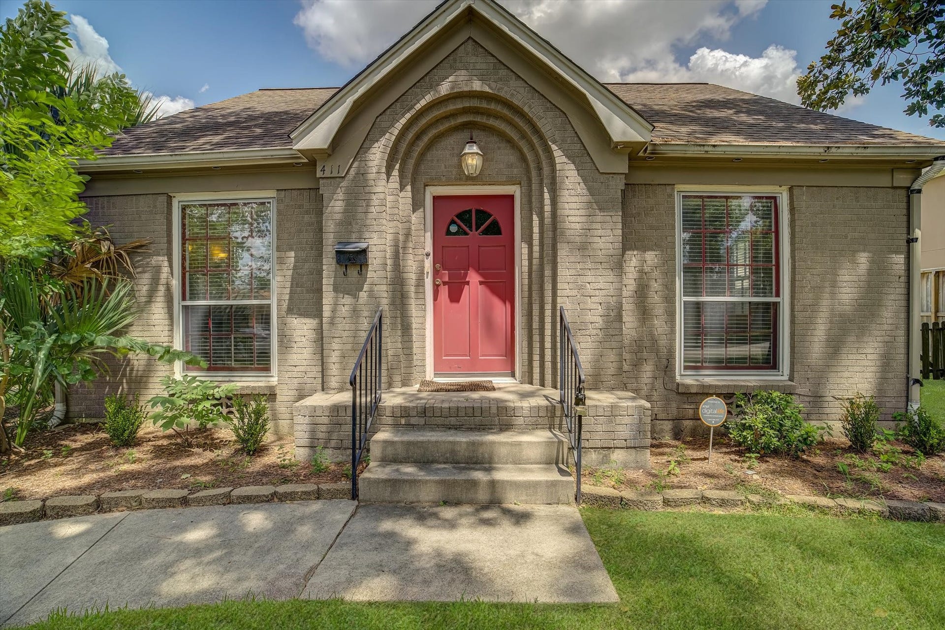 411 Graceland Street, Houston, TX 77009