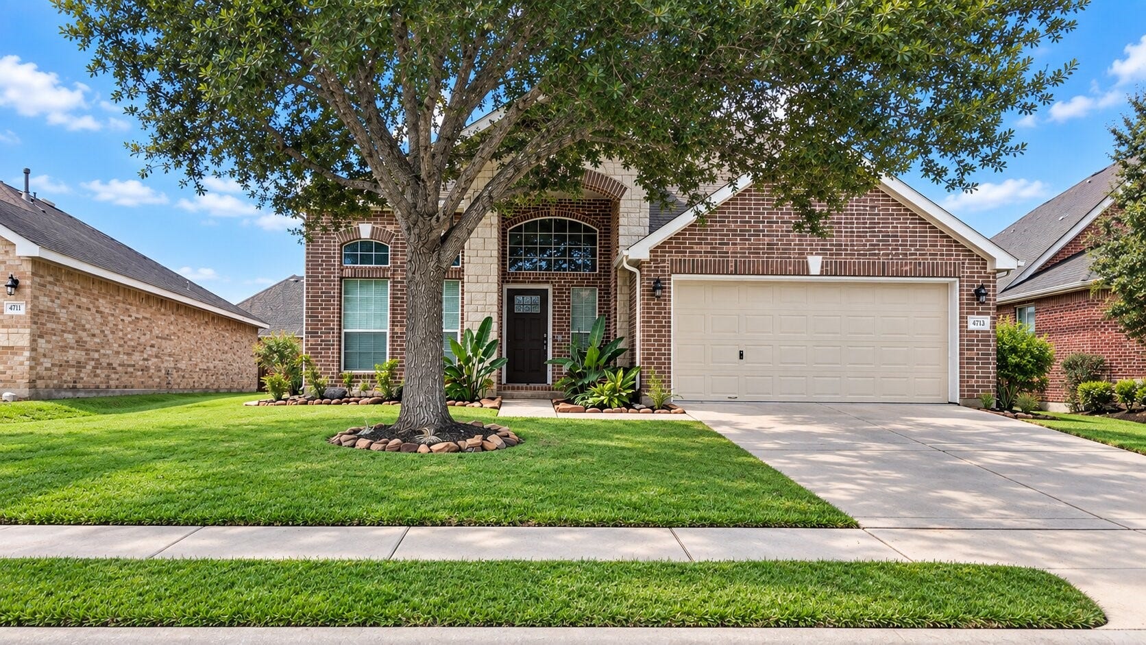 4713 HIGH CREEK CT, Alvin, TX 77511 4713 HIGH CREEK CT, Alvin, TX 77511