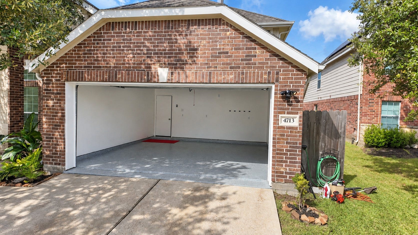 4713 HIGH CREEK CT, Alvin, TX 77511 4713 HIGH CREEK CT, Alvin, TX 77511