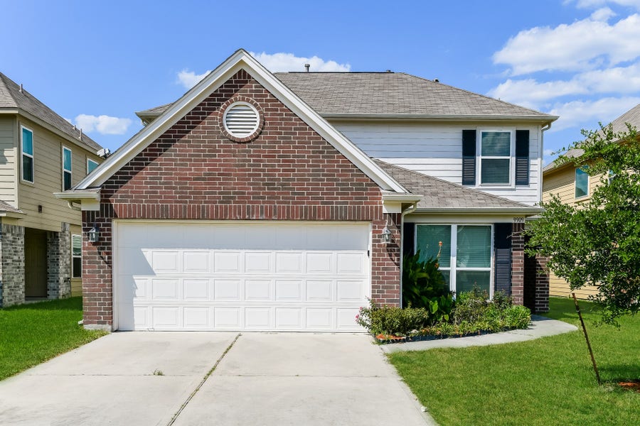 Property photo for 9909 Hyacinth Way, Conroe, TX
