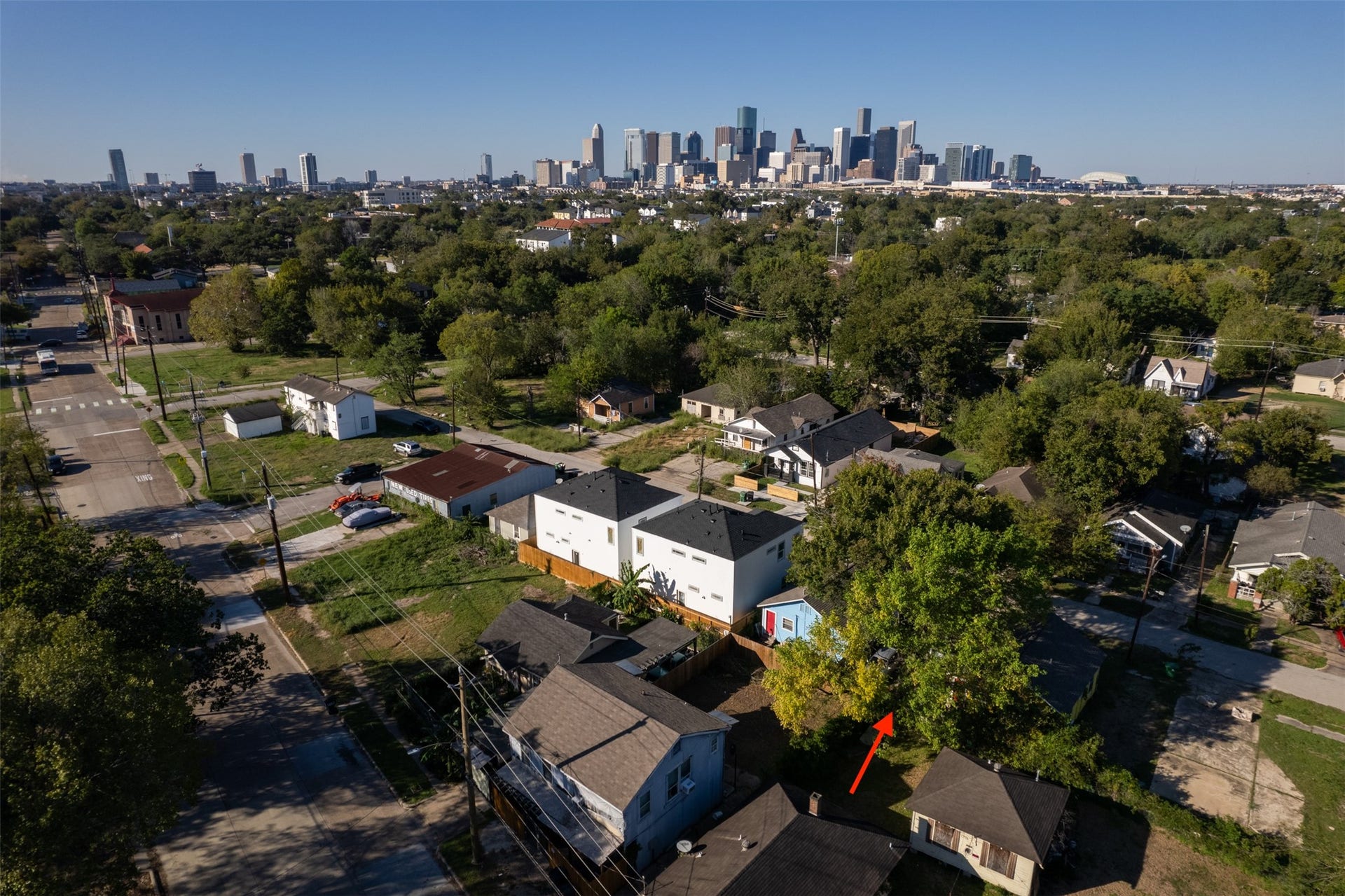 3232 Reeves Street, Houston, TX 77004 3232 Reeves Street, Houston, TX 77004