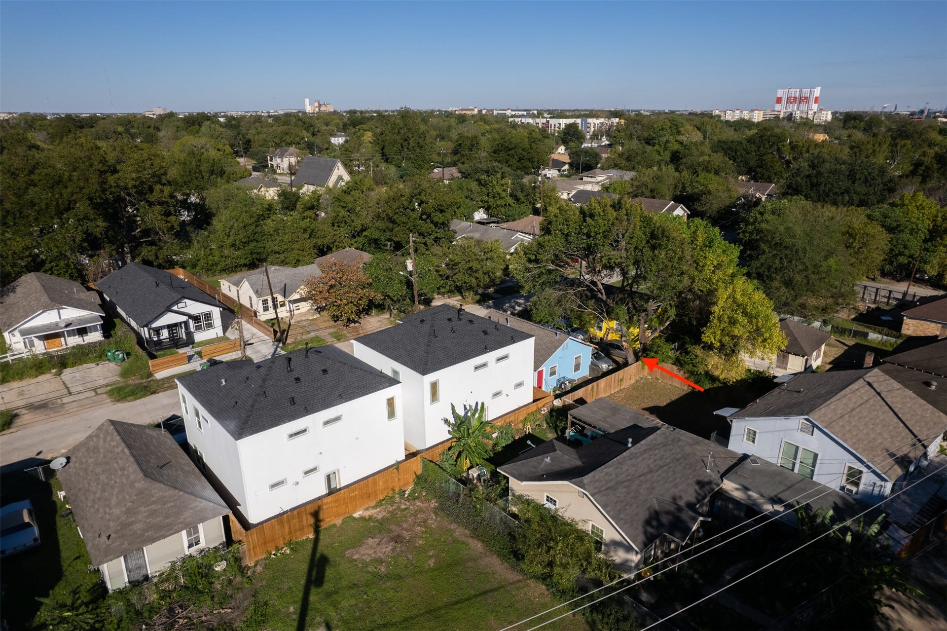 3232 Reeves Street, Houston, TX 77004 3232 Reeves Street, Houston, TX 77004