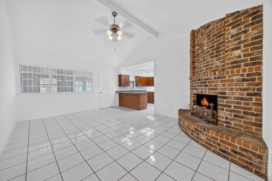 Property photo for 11239 Carvel Lane, Houston, TX
