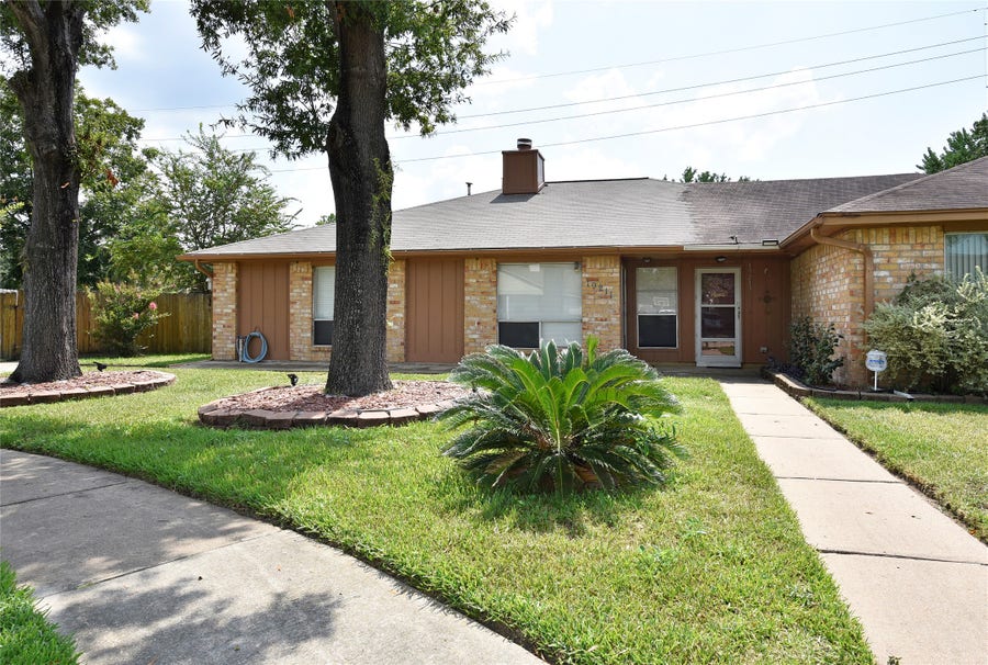 Property photo for 19211 Lazy Valley Drive, Katy, TX