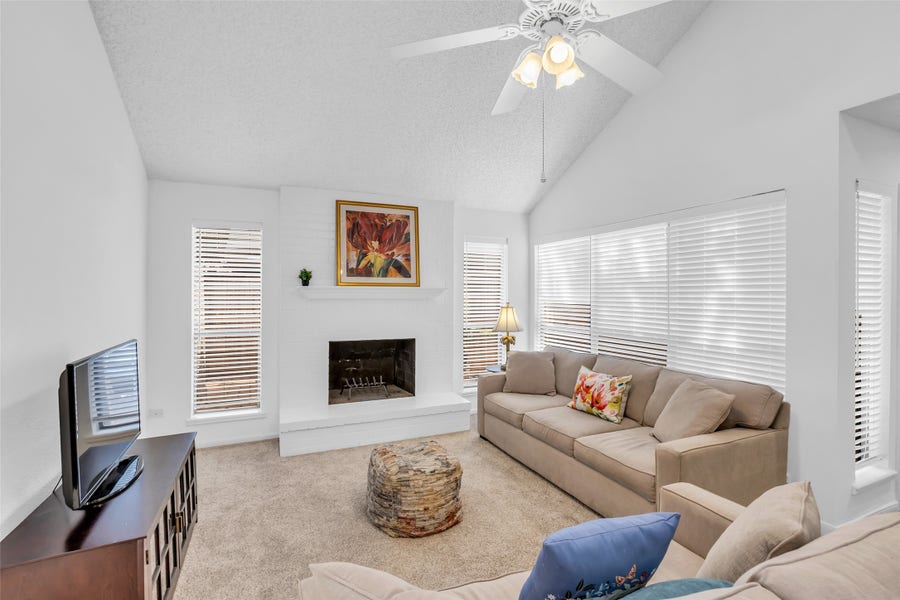 Property photo for 13740 Hollowgreen Drive, #605, Houston, TX