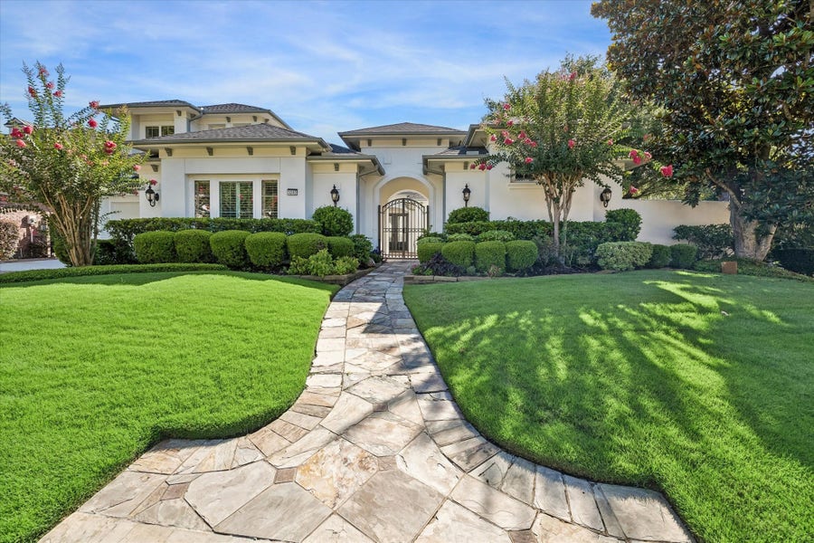 Property photo for 3202 Loblolly Pines Way, Houston, TX