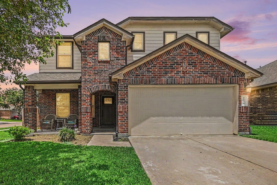 Property photo for 8126 Carillon Way, Rosharon, TX
