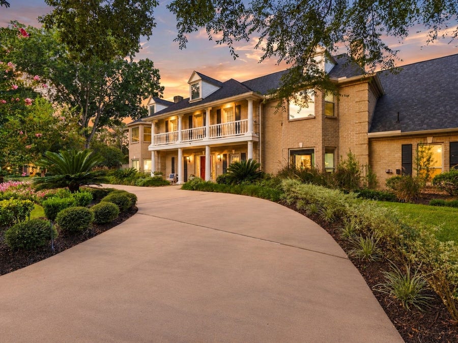 Property photo for 15902 Cumbria Drive, Spring, TX