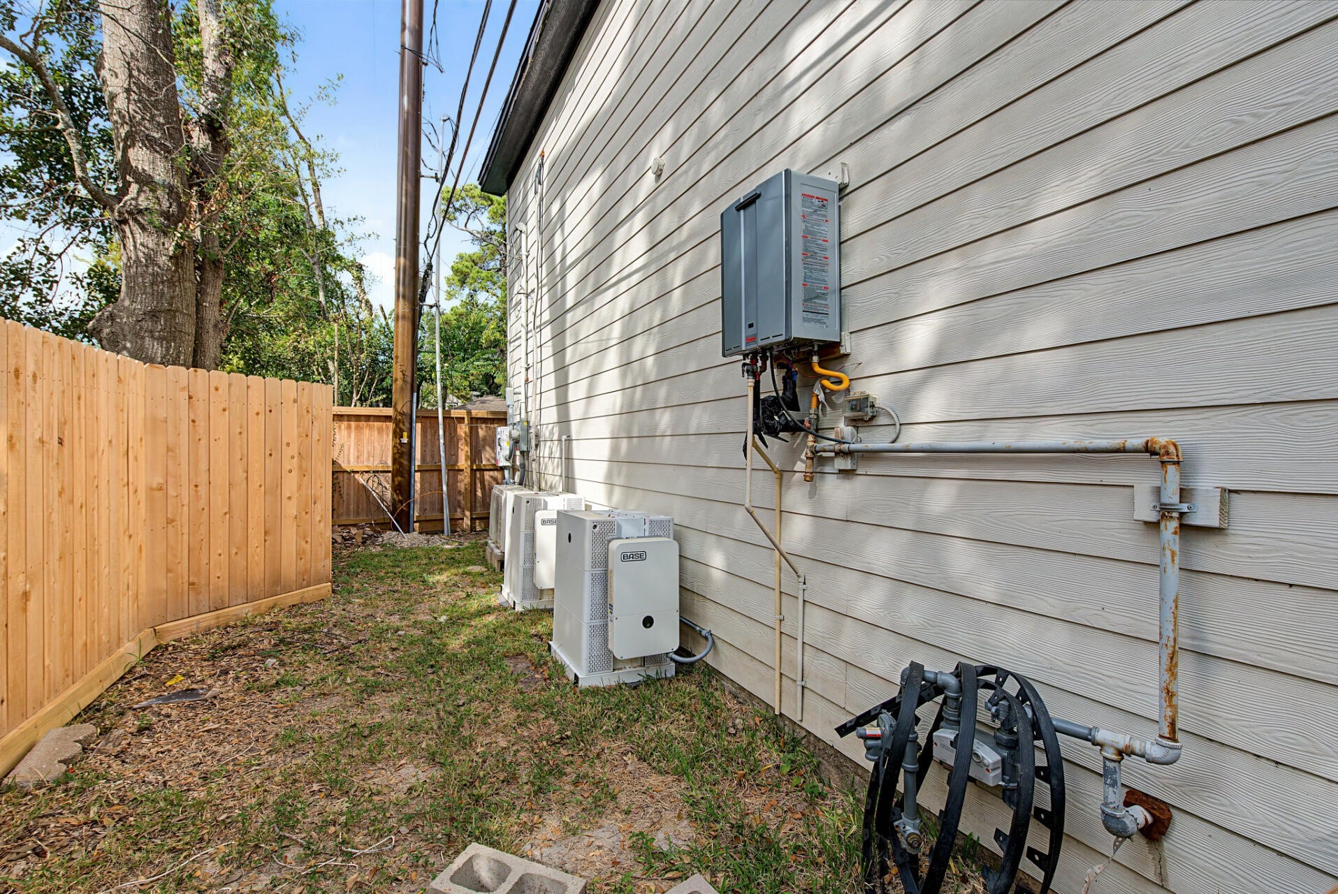 1323 Lehman Street, Houston, TX 77018 1323 Lehman Street, Houston, TX 77018