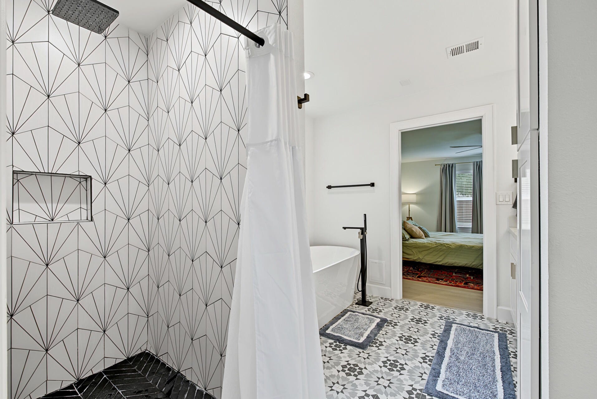 1323 Lehman Street, Houston, TX 77018 1323 Lehman Street, Houston, TX 77018