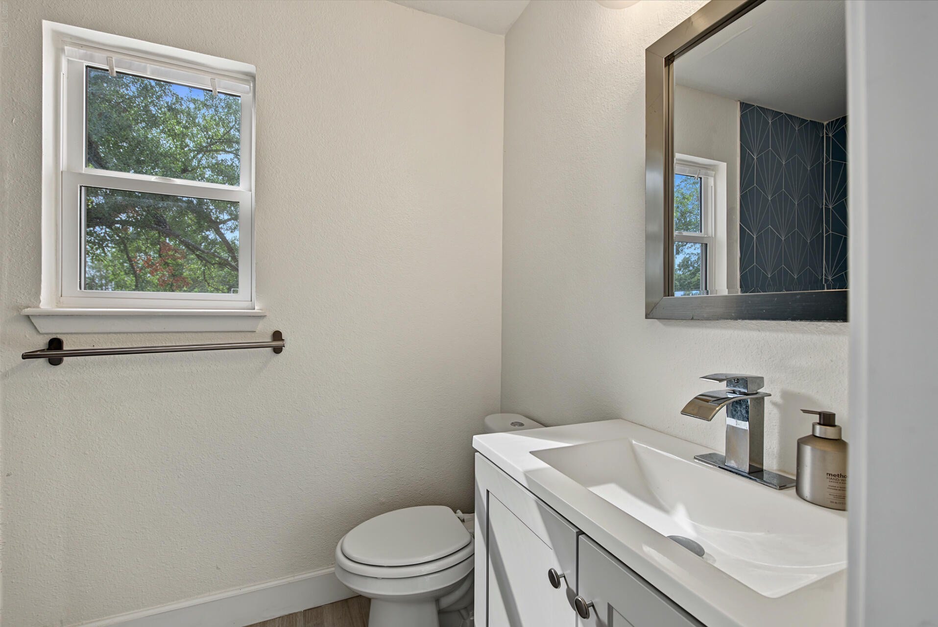 1323 Lehman Street, Houston, TX 77018 1323 Lehman Street, Houston, TX 77018