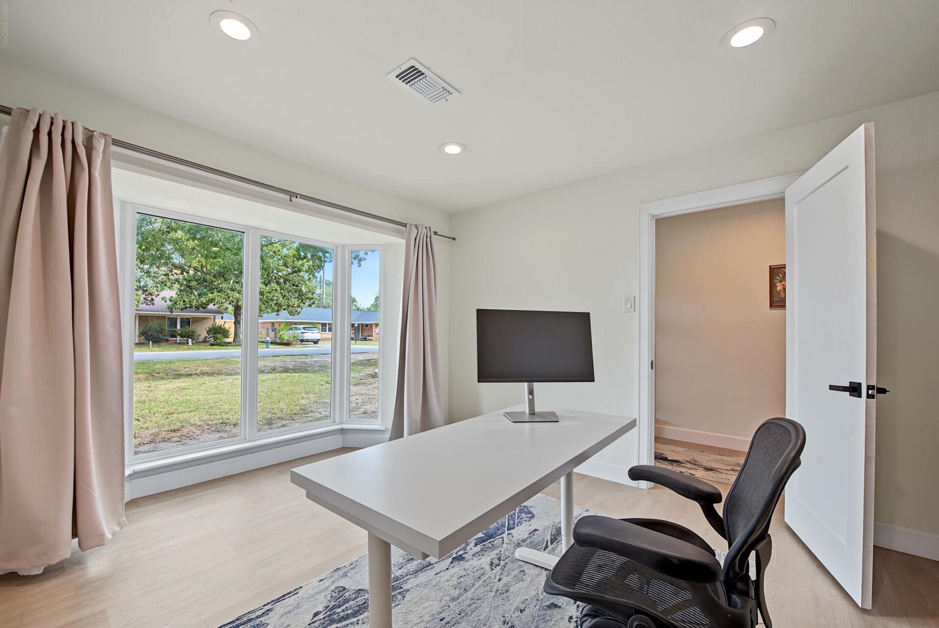 1323 Lehman Street, Houston, TX 77018 1323 Lehman Street, Houston, TX 77018