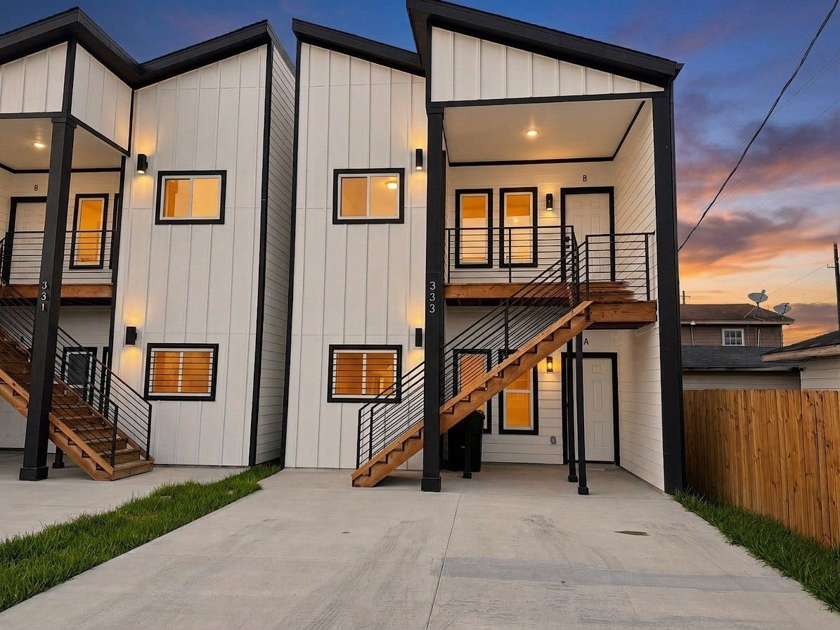 333 Delaware Street, #B, Houston, TX 77029 333 Delaware Street, #B, Houston, TX 77029