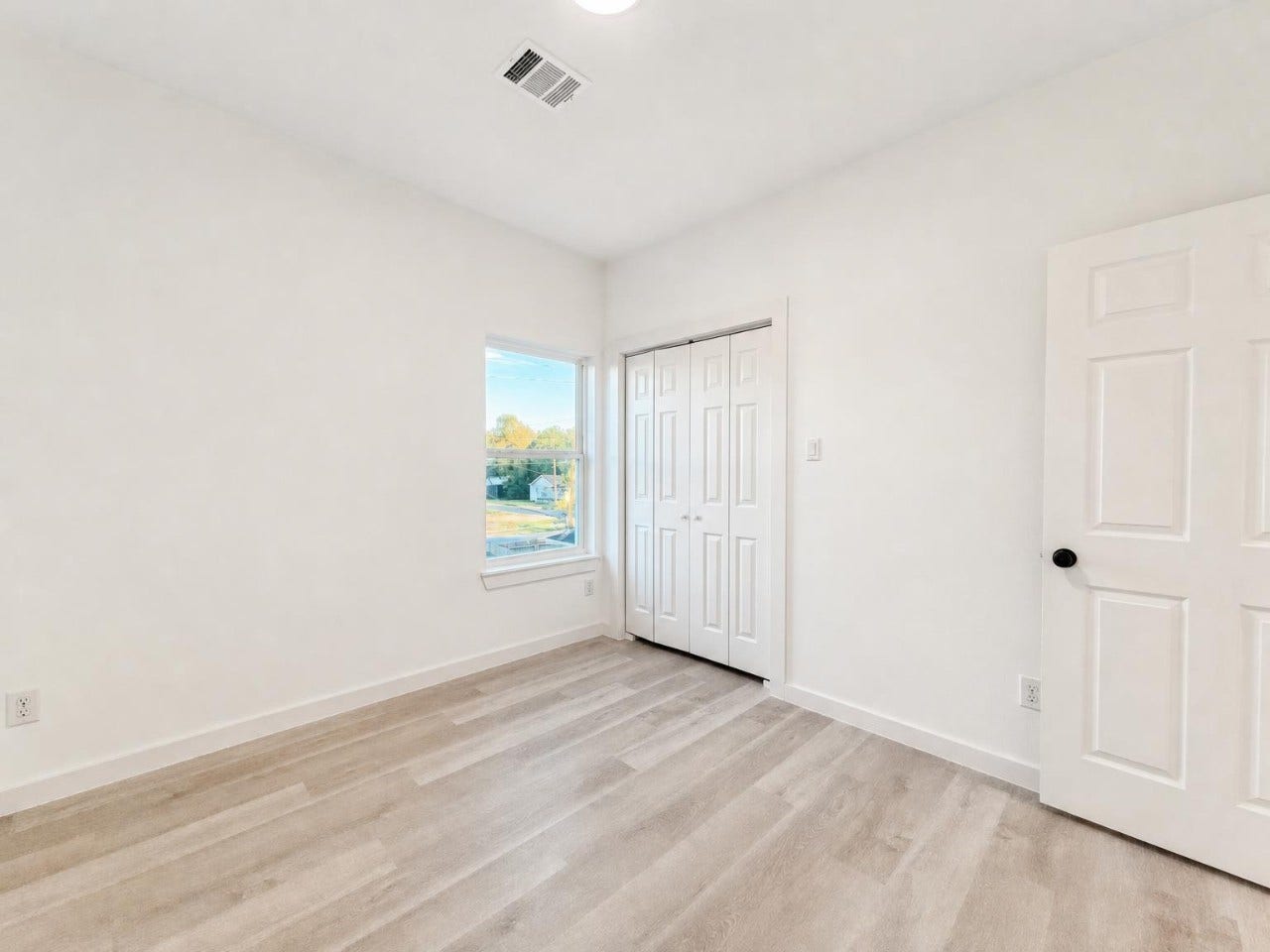 333 Delaware Street, #B, Houston, TX 77029 333 Delaware Street, #B, Houston, TX 77029