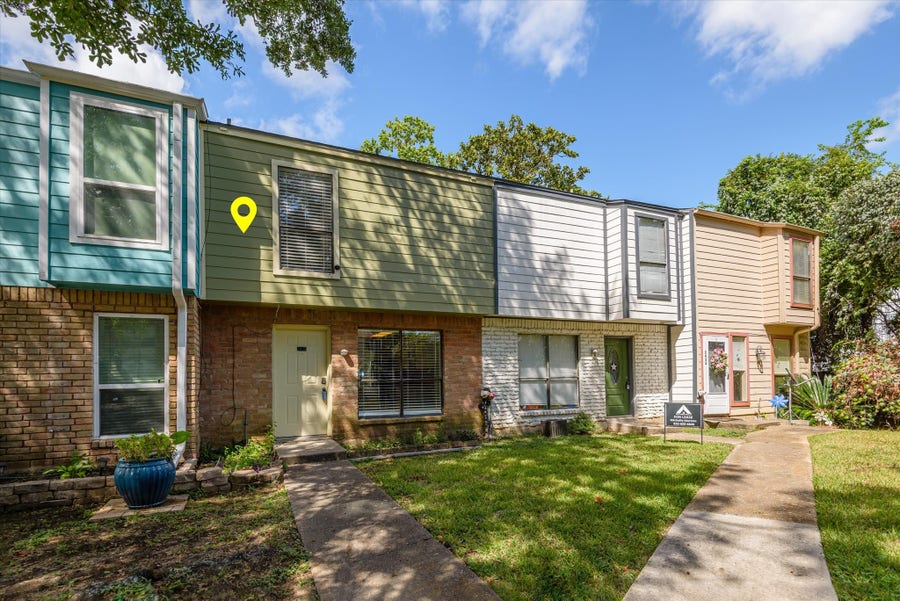 Property photo for 2425 Miramar Court, #2425, Seabrook, TX