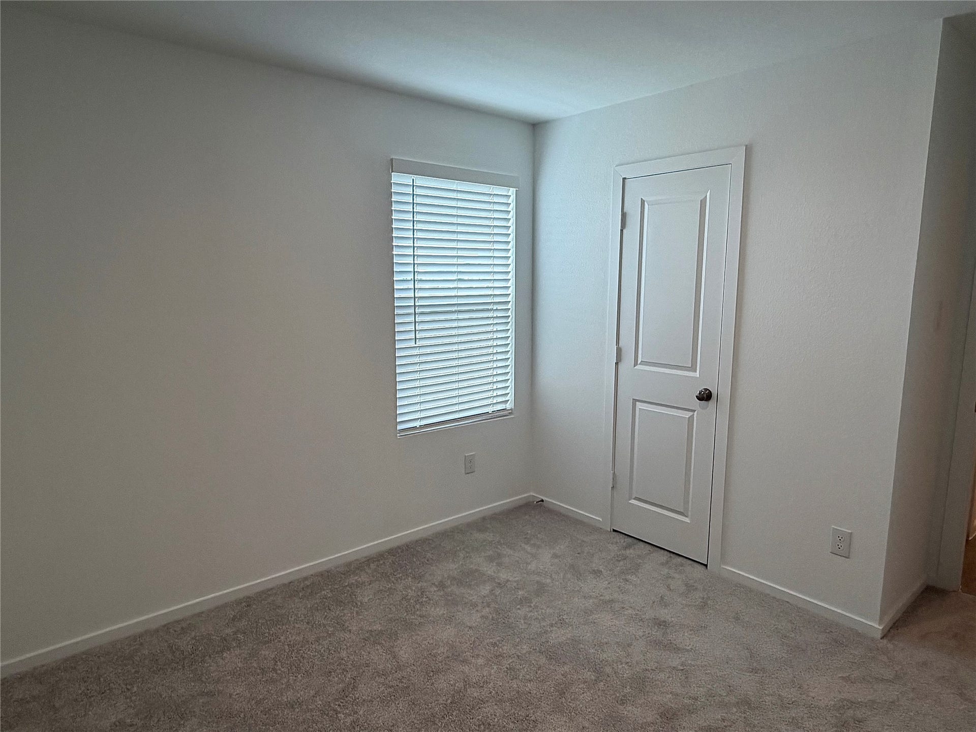 940 Woodhaven Lakes Drive, La Marque, TX 77568 Bedroom