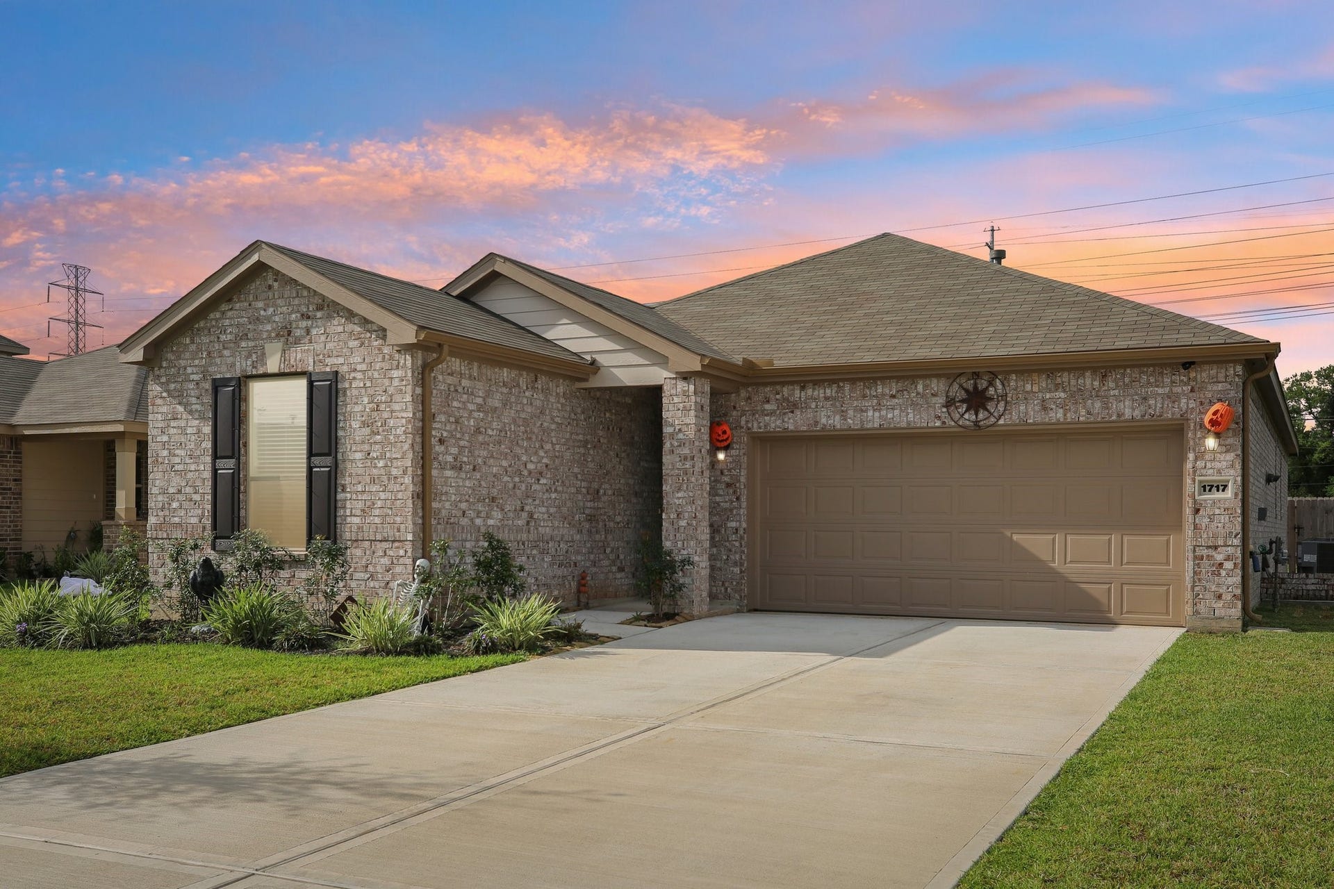 1717 Vista Luna Drive, Texas City, TX 77591 1717 Vista Luna Drive, Texas City, TX 77591
