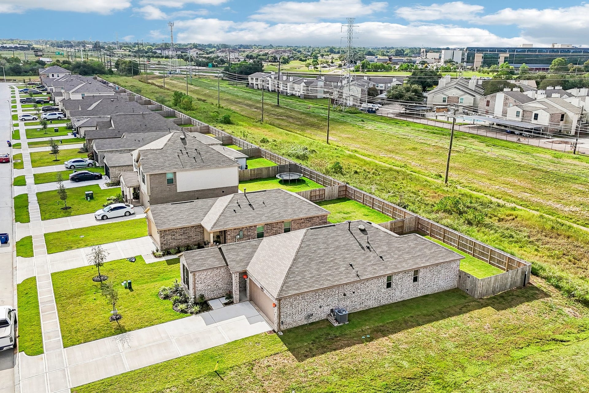 1717 Vista Luna Drive, Texas City, TX 77591 1717 Vista Luna Drive, Texas City, TX 77591