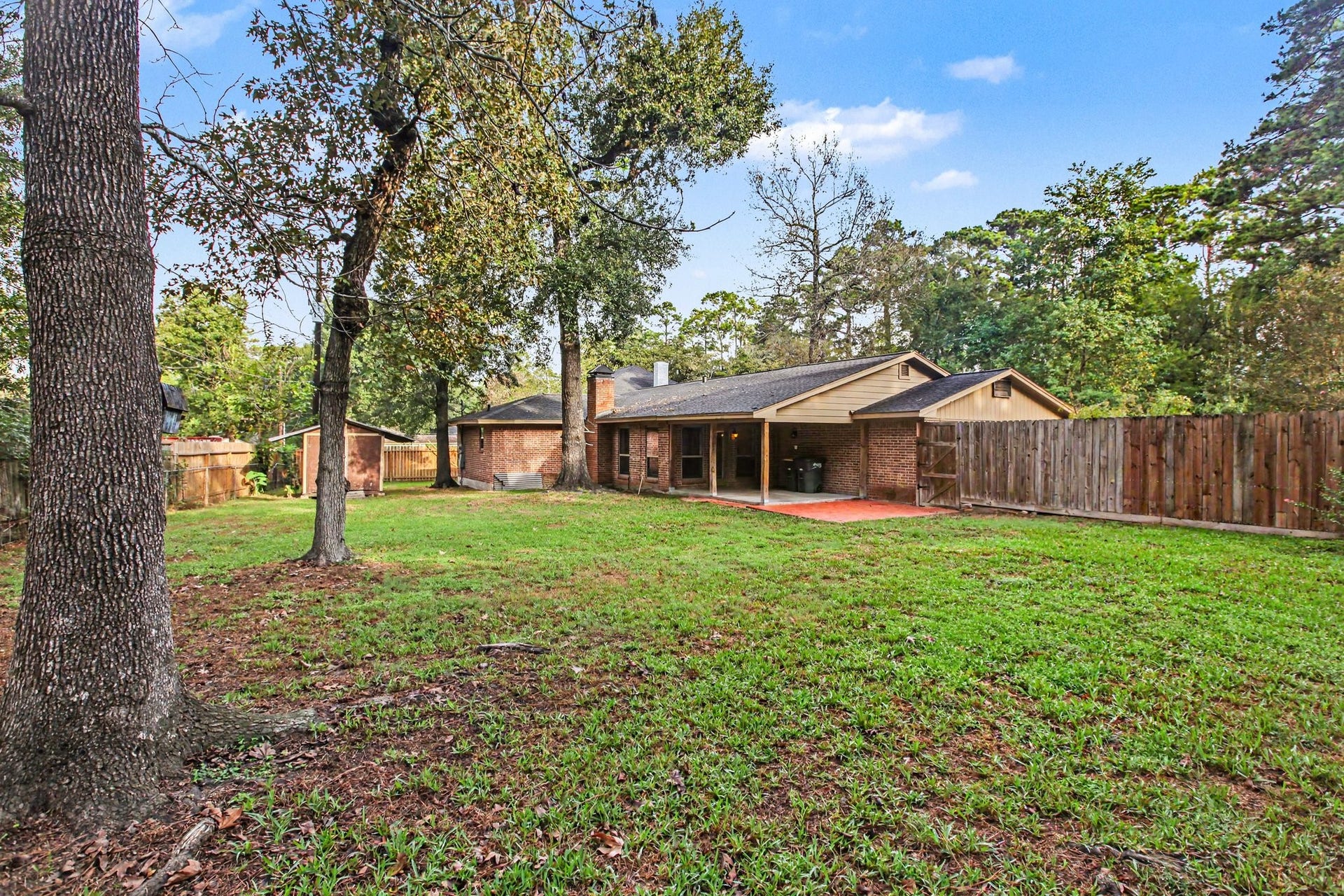 214 Hillside Court, Spring, TX 77386 214 Hillside Court, Spring, TX 77386
