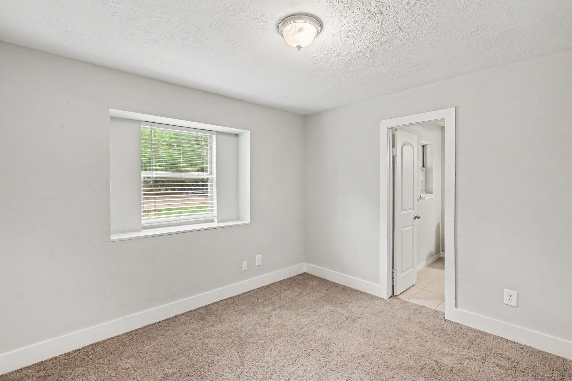 214 Hillside Court, Spring, TX 77386 214 Hillside Court, Spring, TX 77386
