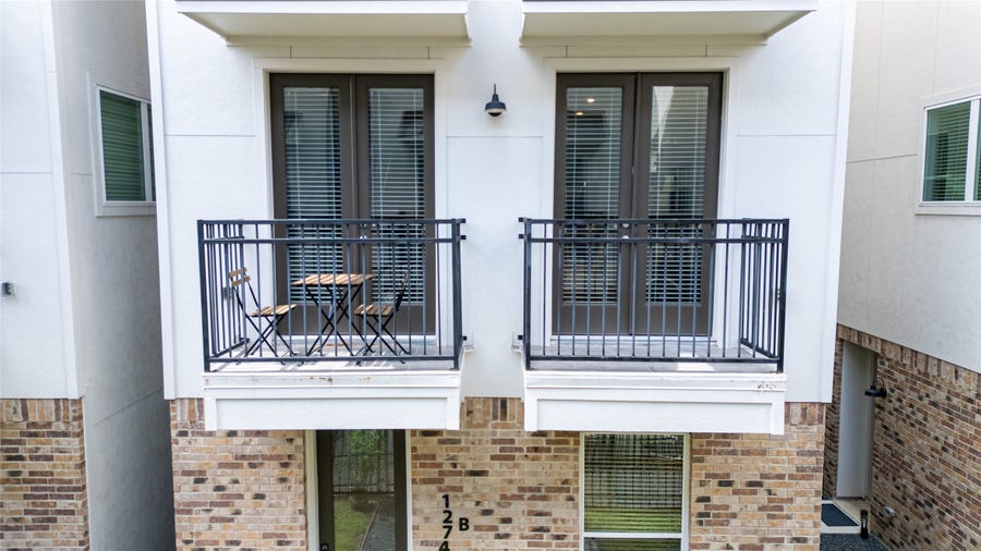 Property photo for 1274 N Post Oak Road, #B, Houston, TX