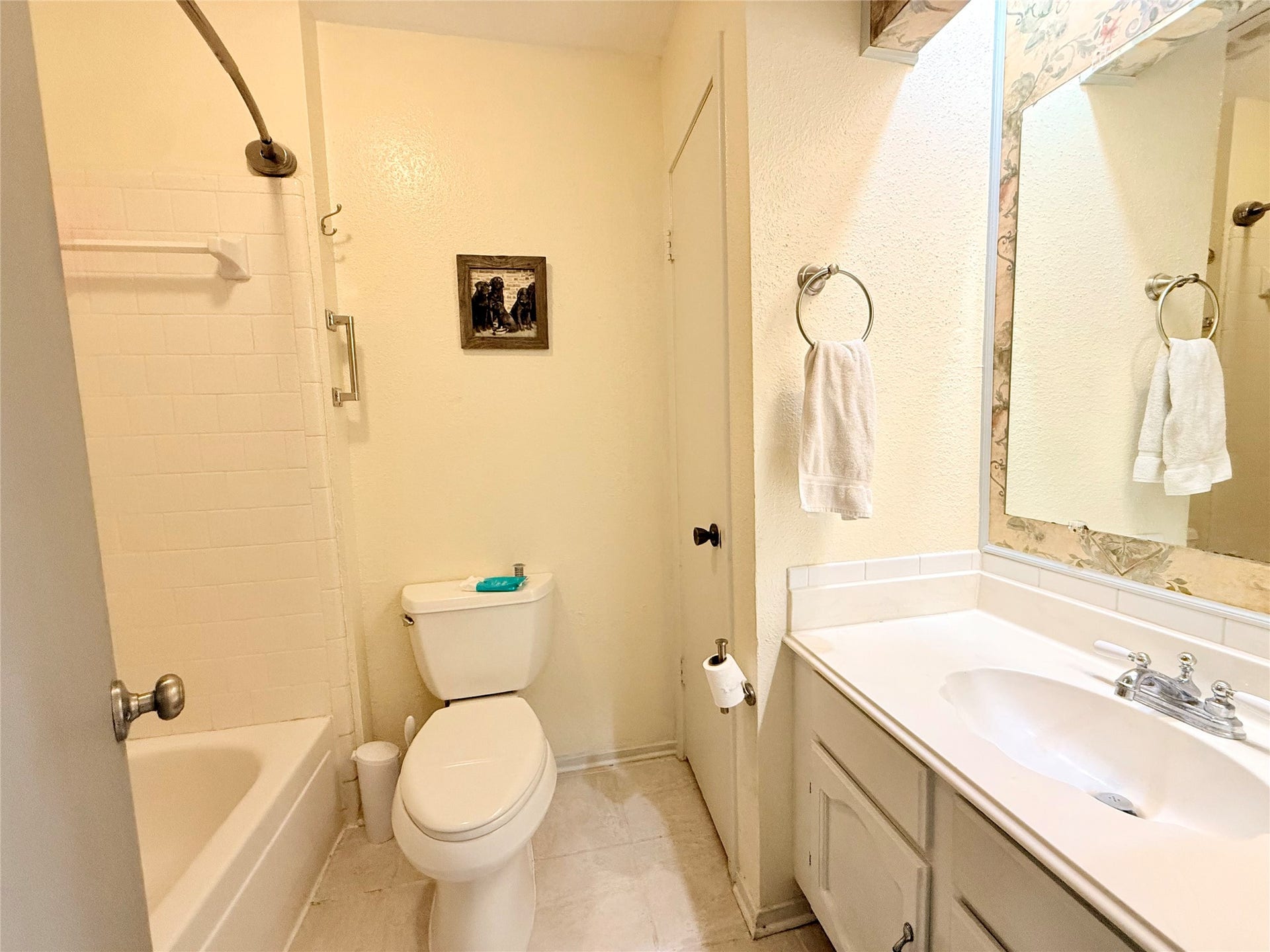 2410 Point Comfort Court, Webster, TX 77598 2410 Point Comfort Court, Webster, TX 77598