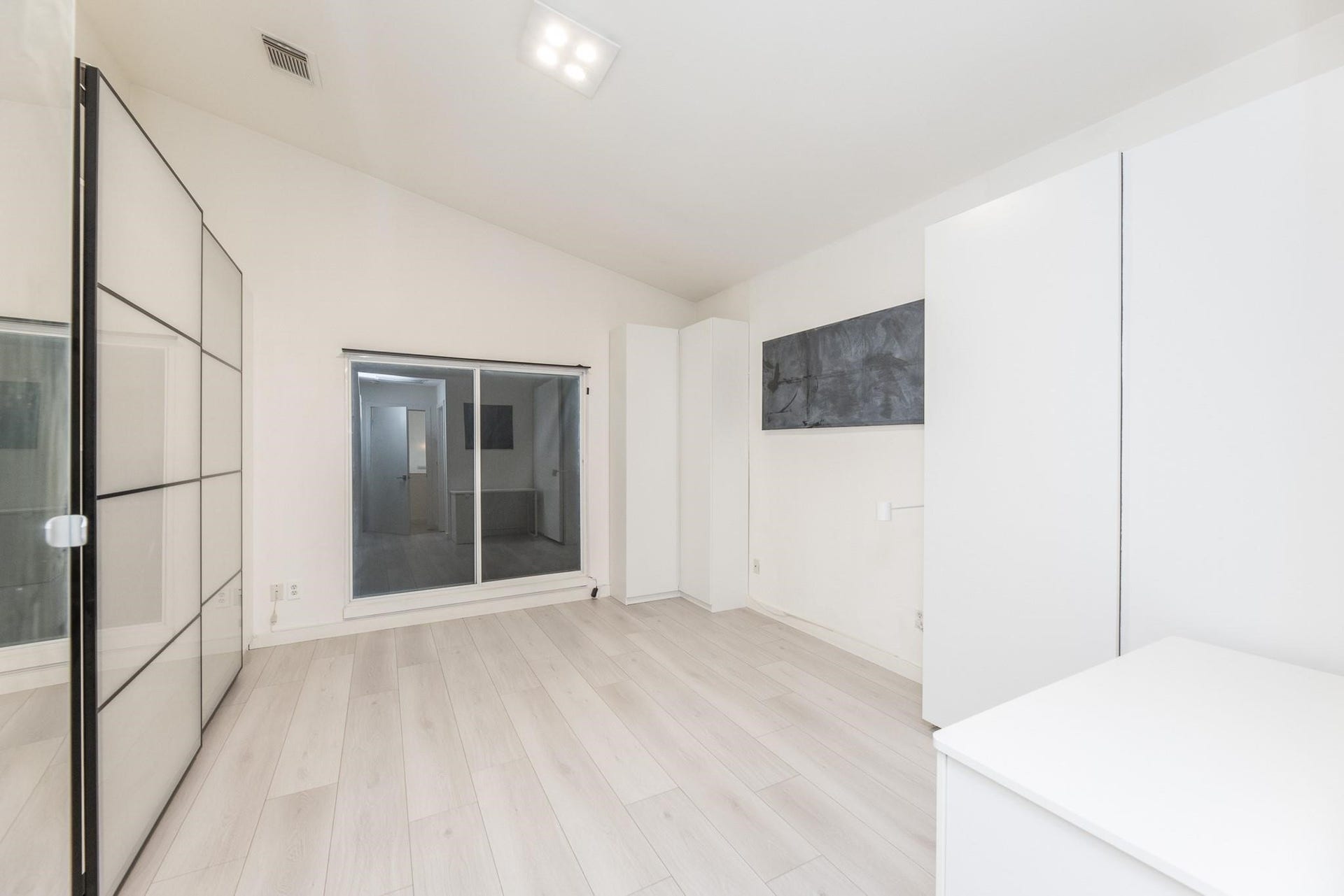 2714 Chenevert Street, Houston, TX 77004