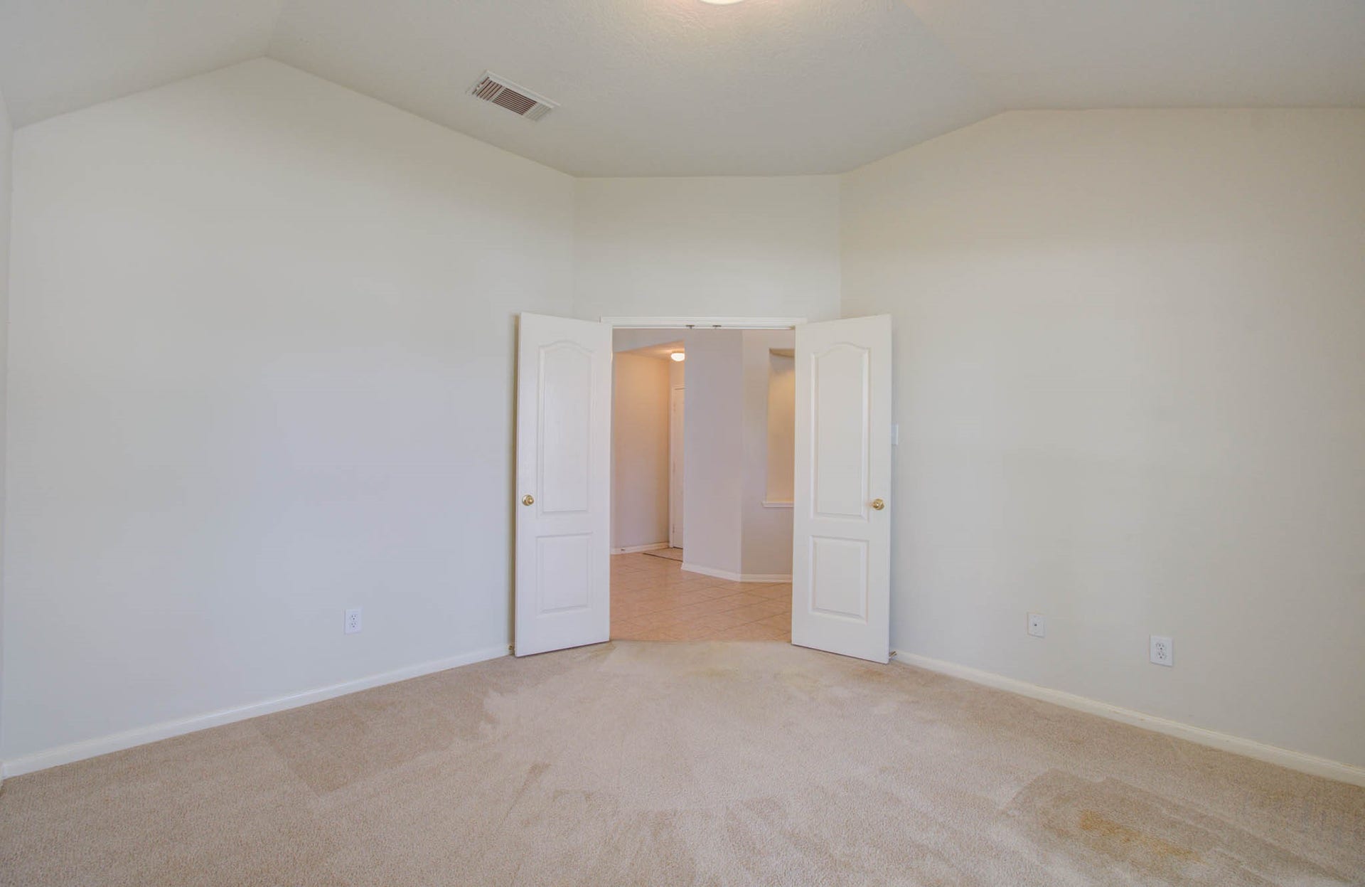 1519 Mustang Xing, Missouri City, TX 77459 1519 Mustang Xing, Missouri City, TX 77459