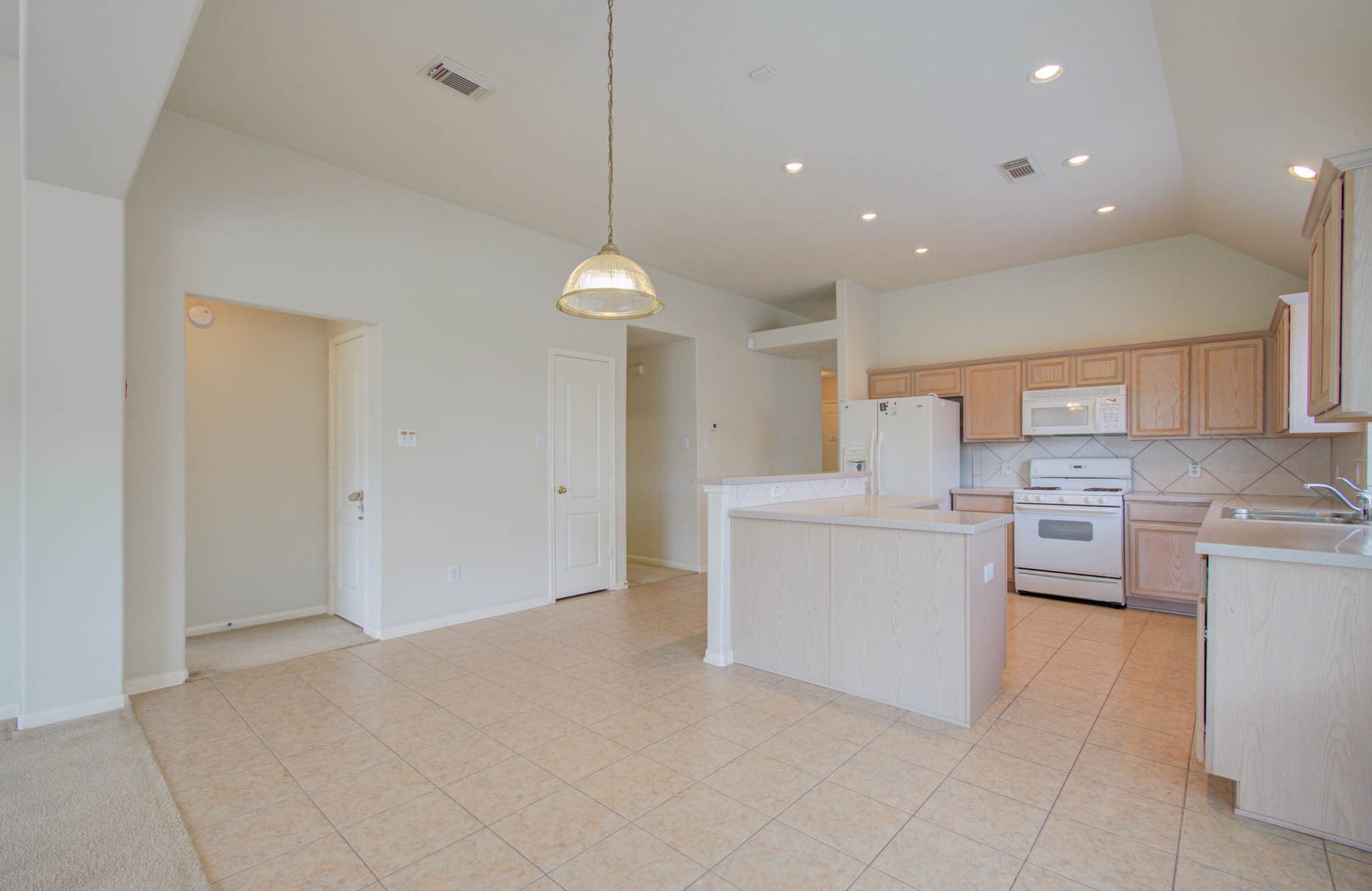 1519 Mustang Xing, Missouri City, TX 77459 1519 Mustang Xing, Missouri City, TX 77459