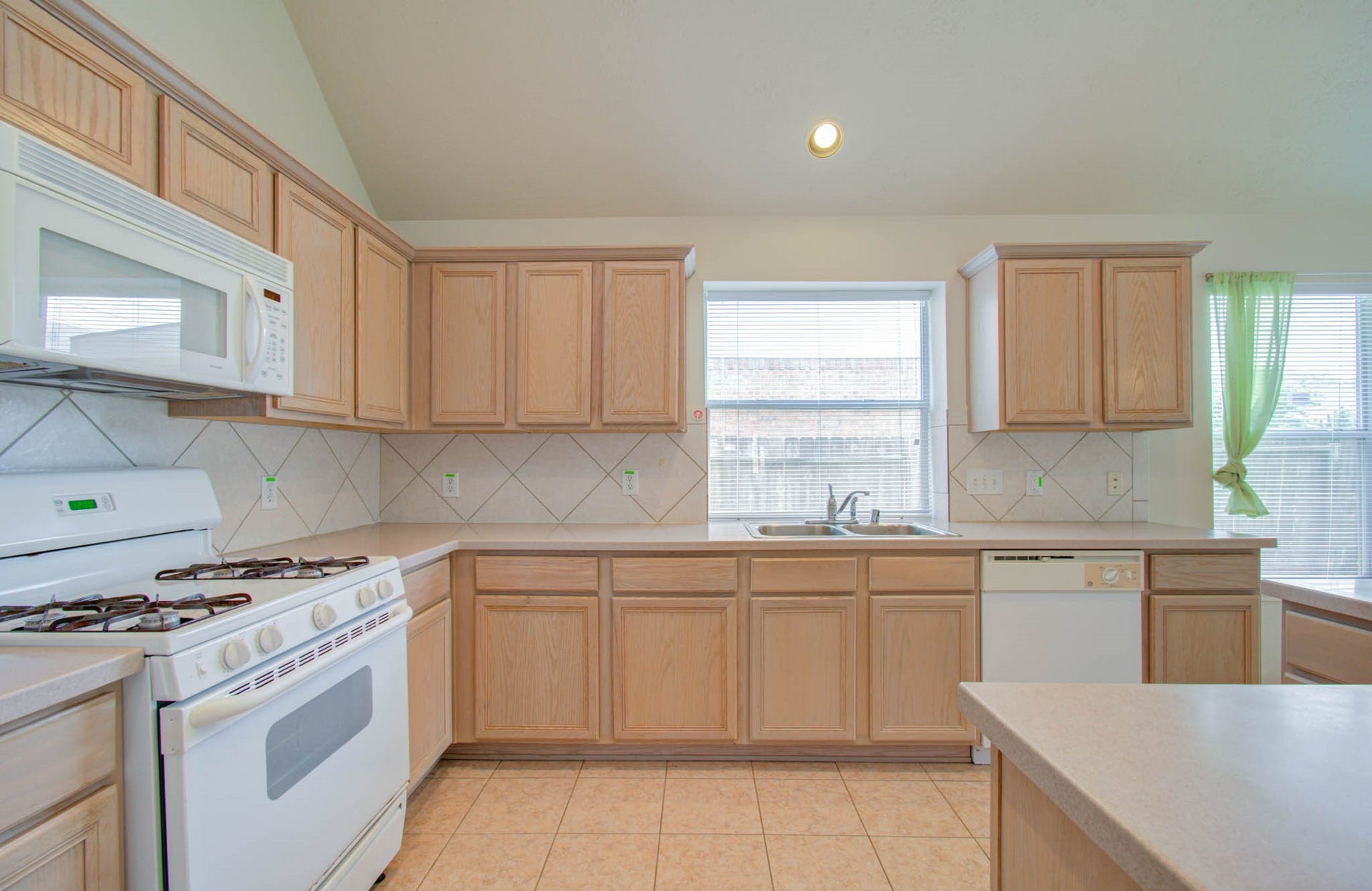 1519 Mustang Xing, Missouri City, TX 77459 1519 Mustang Xing, Missouri City, TX 77459