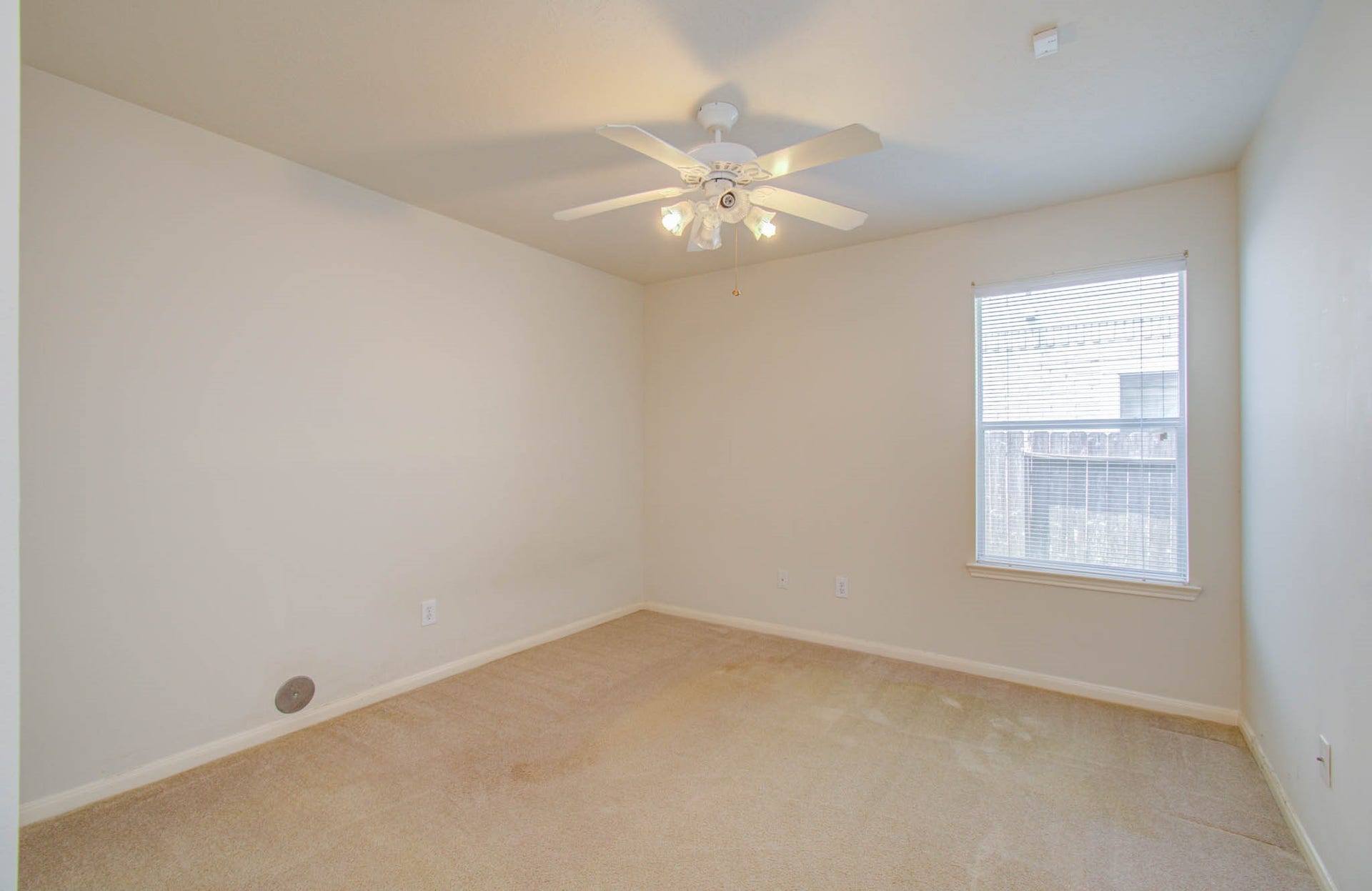 1519 Mustang Xing, Missouri City, TX 77459 1519 Mustang Xing, Missouri City, TX 77459