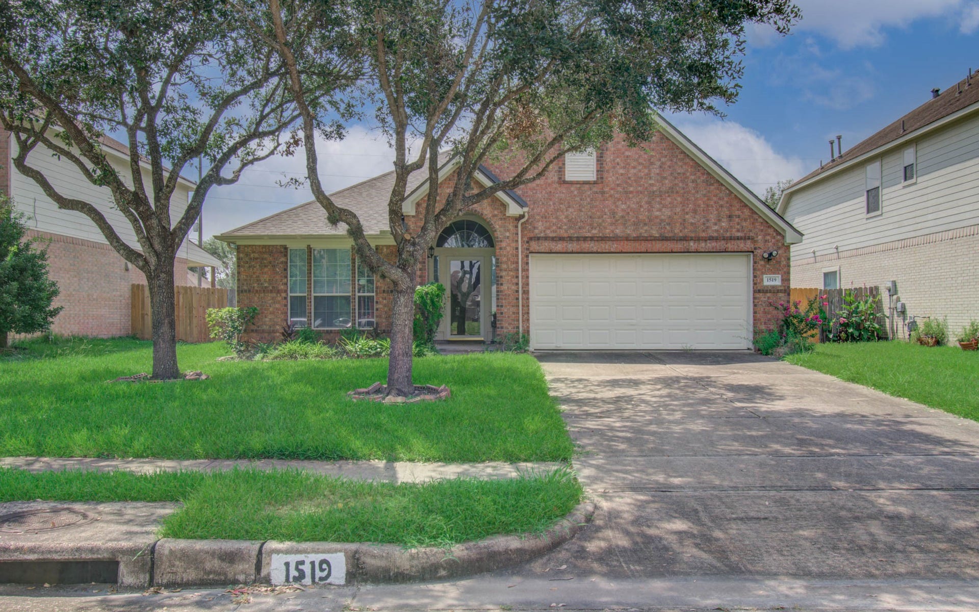 1519 Mustang Xing, Missouri City, TX 77459 1519 Mustang Xing, Missouri City, TX 77459