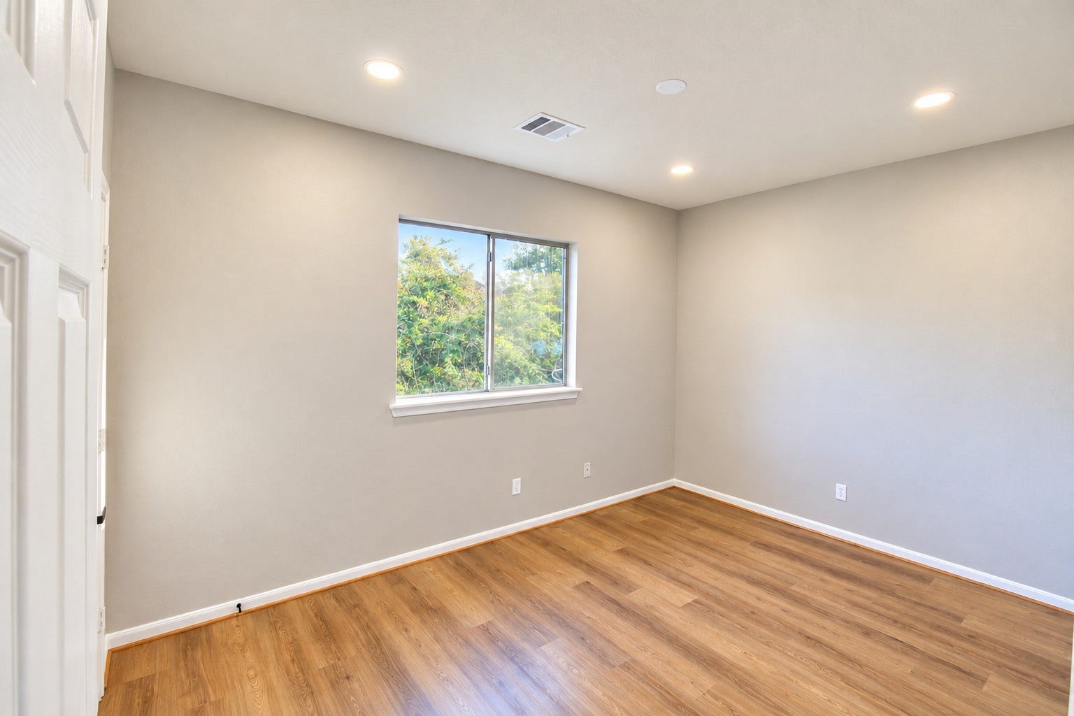 594 Sycamore Drive, Conroe, TX 77302