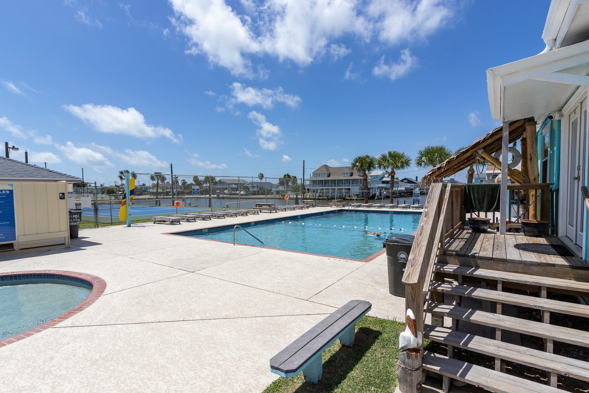 4030 Panola Drive, Galveston, TX 77554 Sea Isle pool and tennis courts/pickleball courts