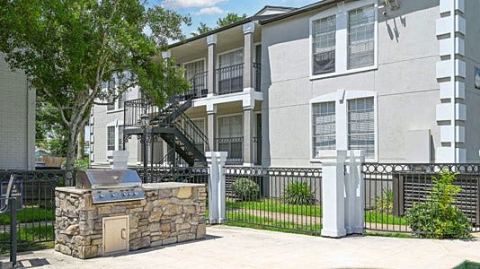 $399.00 move in Special for 1x1 & $599.00 Move in Special for 2x1 & 2x2 for Qualified Applicants Only.